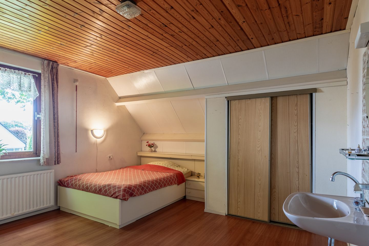 Foto 25 van Laarstraat 37