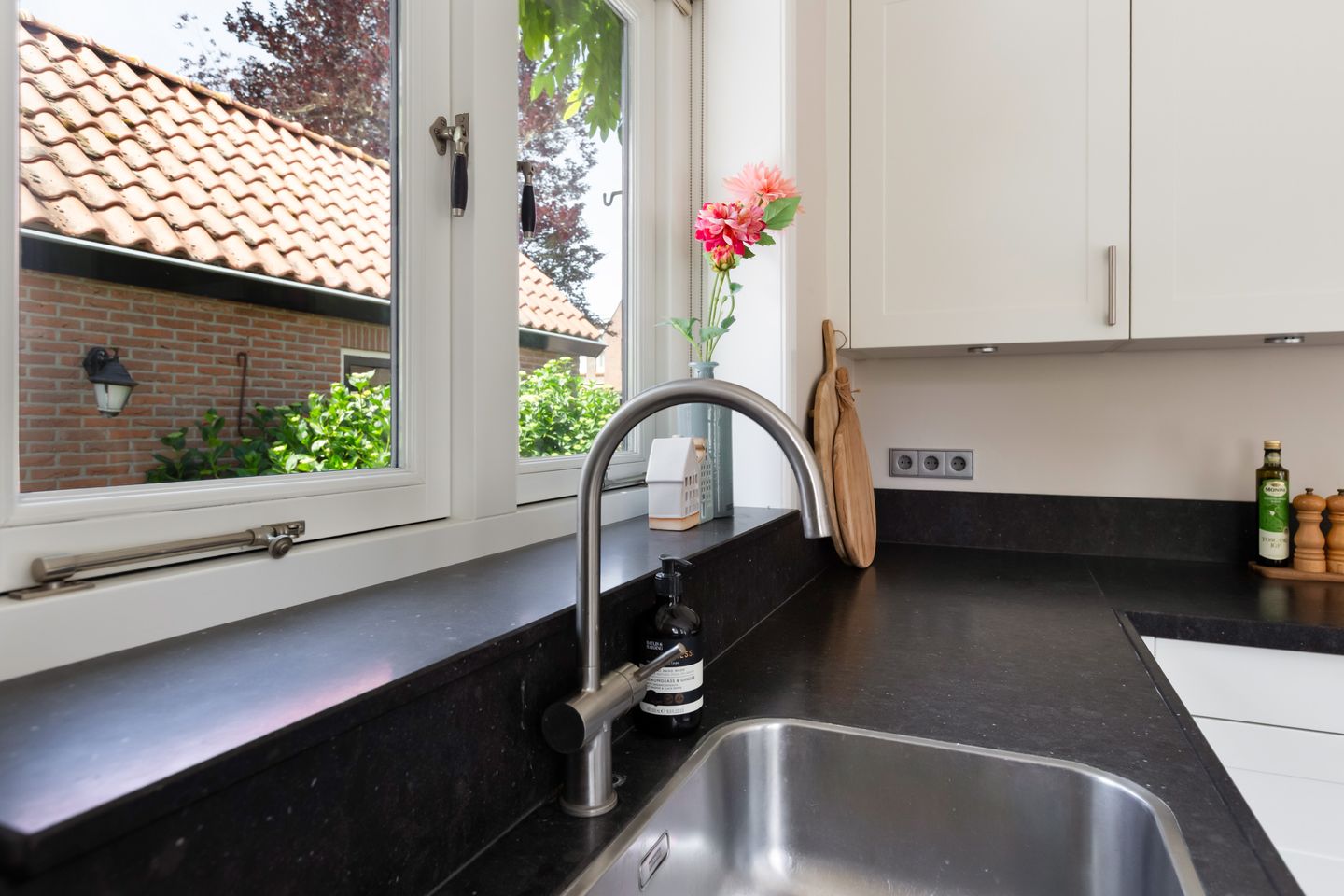 Photo 19 of Om 't Hof 4