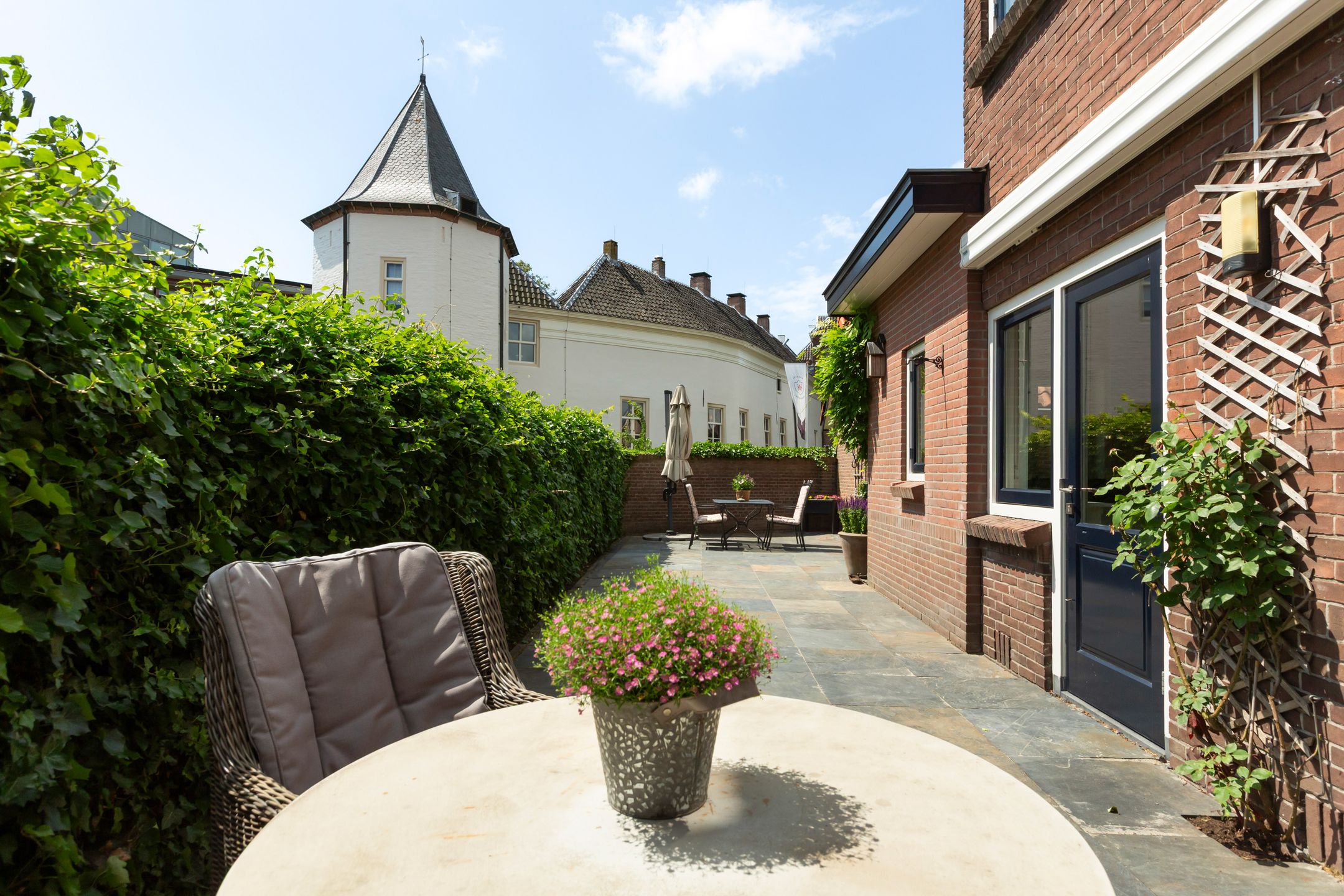 Photo 21 of Om 't Hof 4