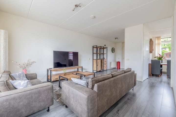 Foto 18 van Schoolerve 25