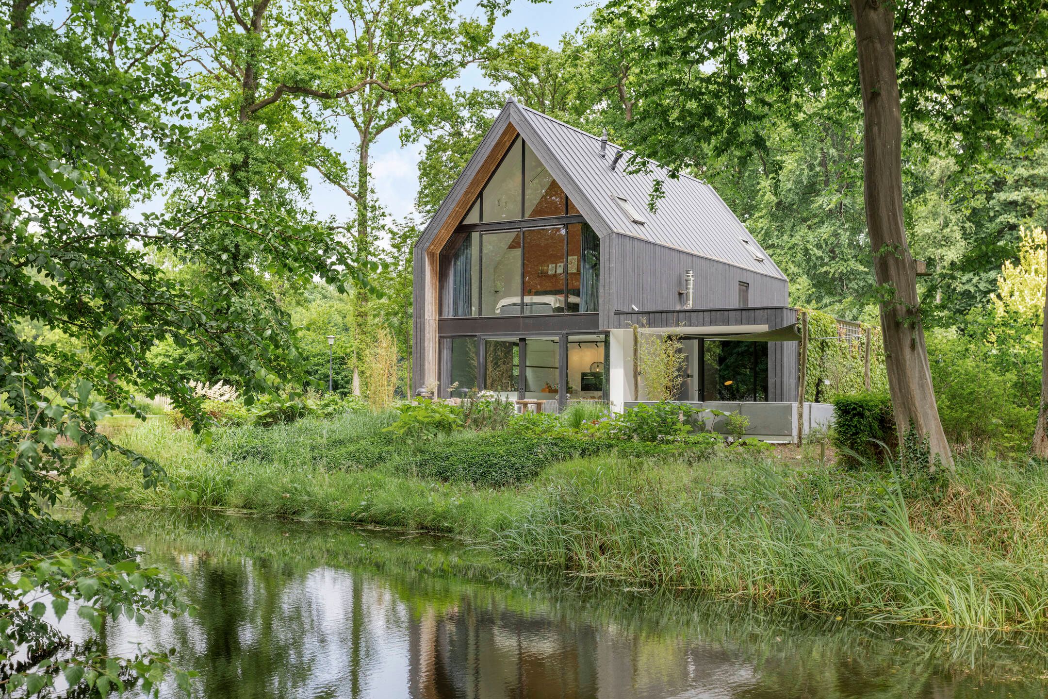 Foto 3 van Sweder van Kervenheimlaan 2