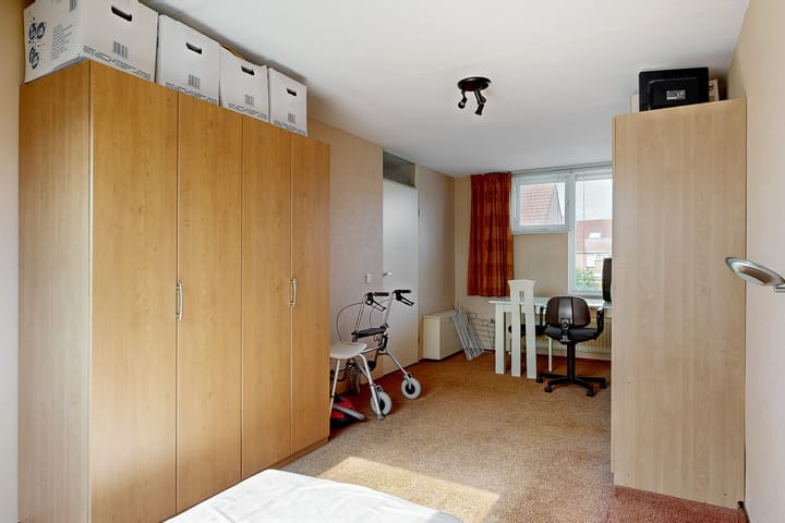 Foto 15 van Hooilaan 8