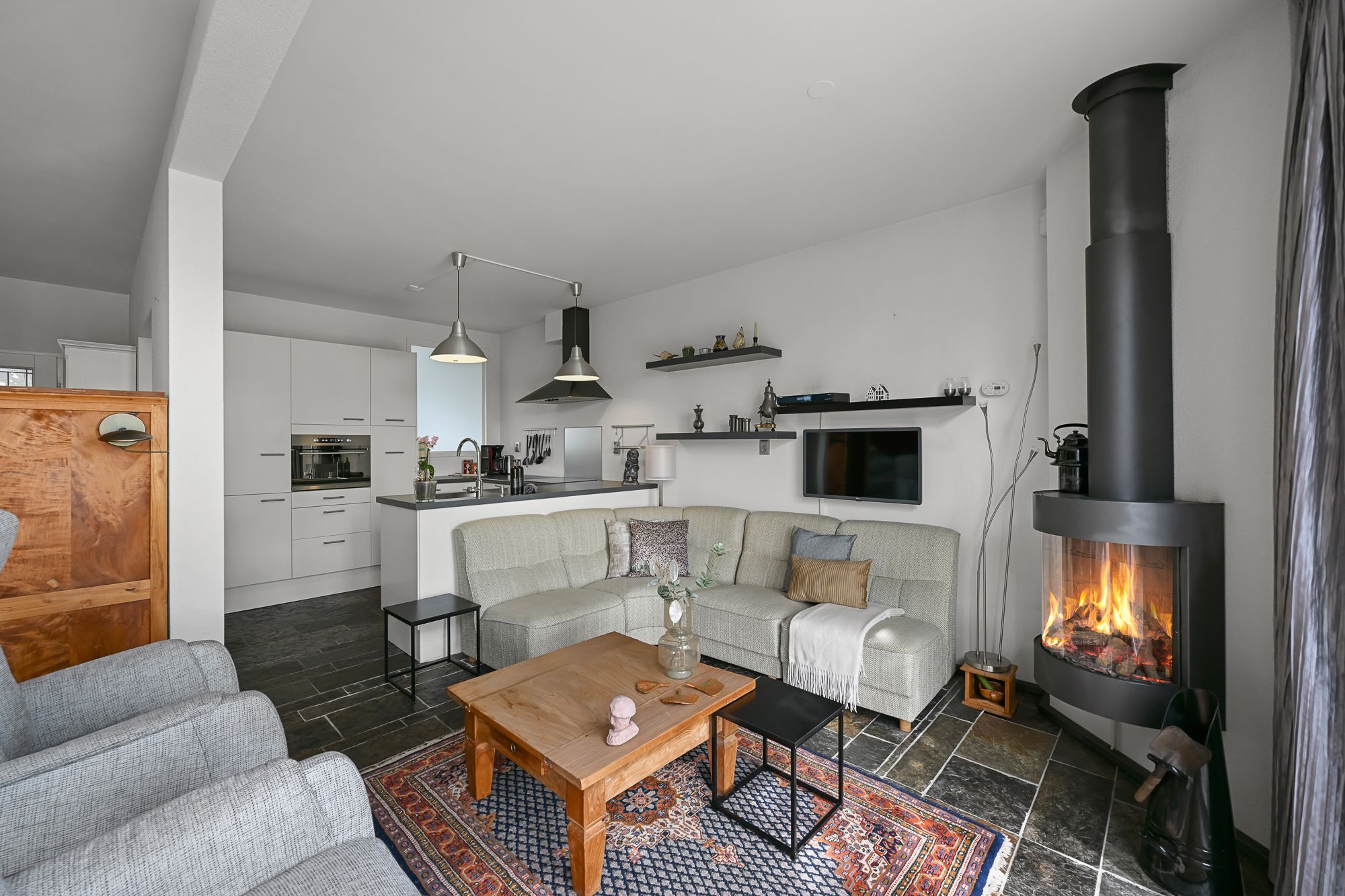 Photo 6 of Roerdompstraat 26