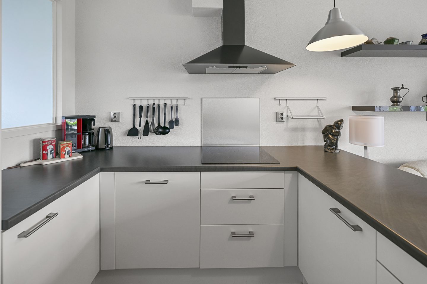 Photo 10 of Roerdompstraat 26