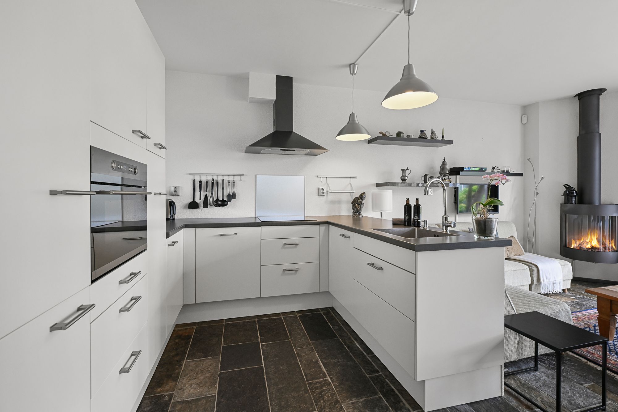 Photo 12 of Roerdompstraat 26