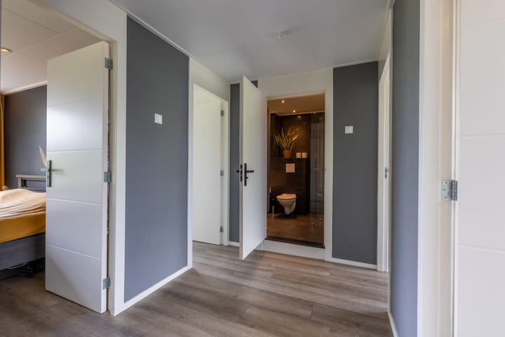 Foto 17 van de Mate 25