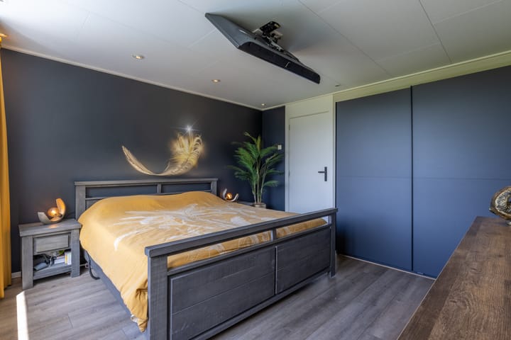 Foto 18 van de Mate 25