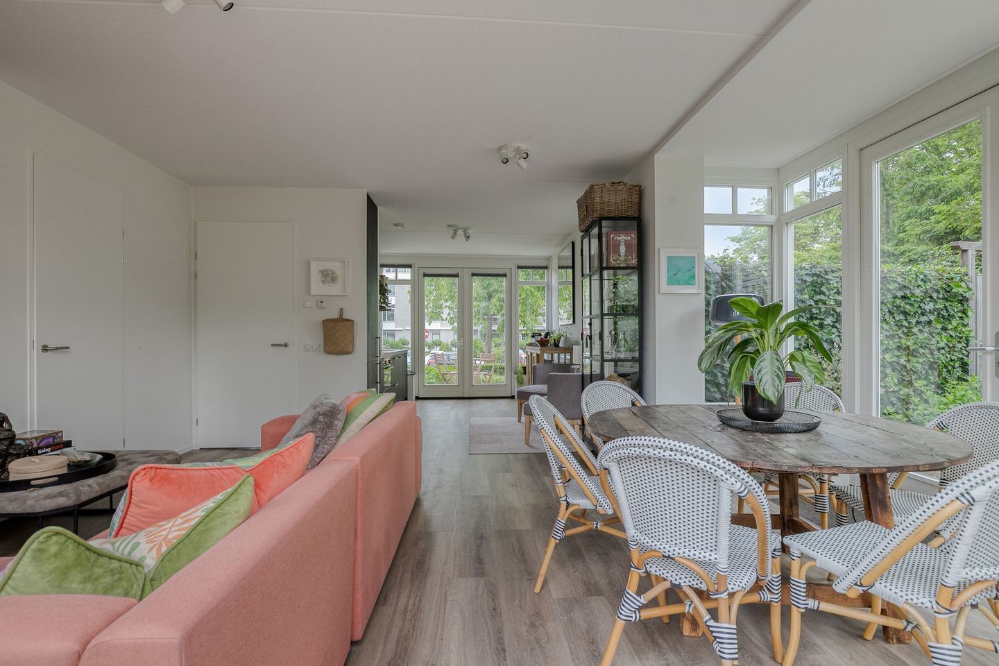 Foto 4 van Spoorstraat 9