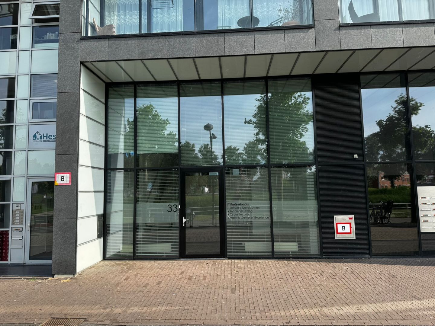 View photo 4 of Zilverparkkade 33