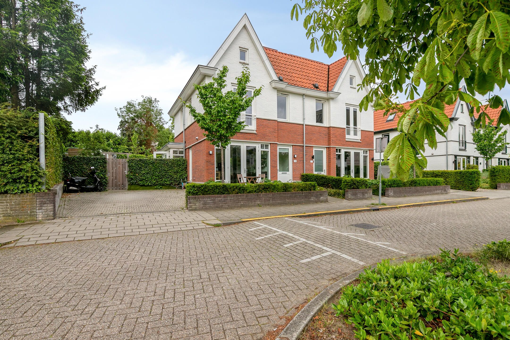 Foto 36 van Spoorstraat 9