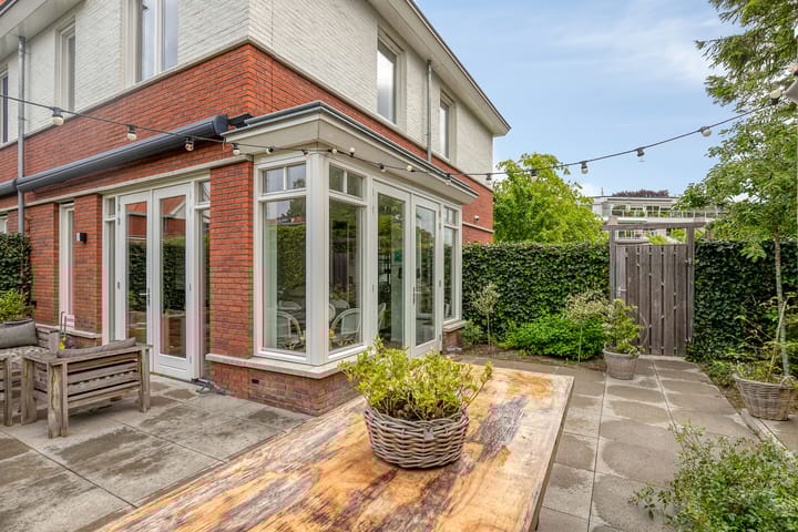 Foto 35 van Spoorstraat 9