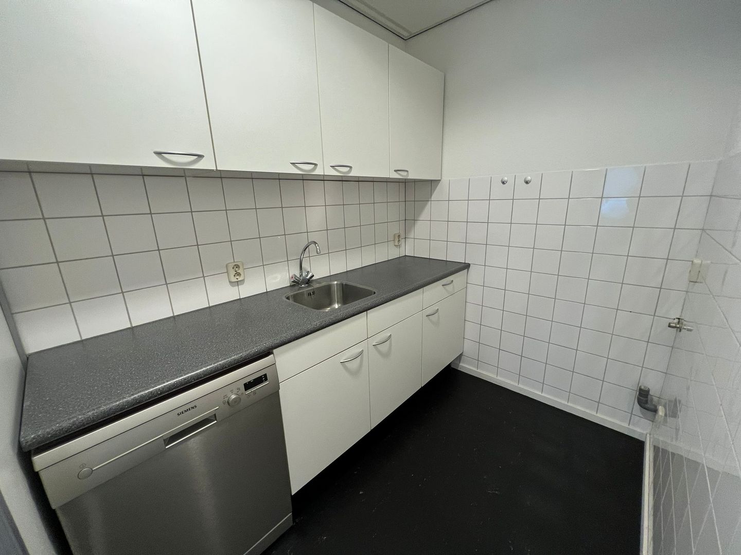 View photo 4 of Achthovenerweg 17-D