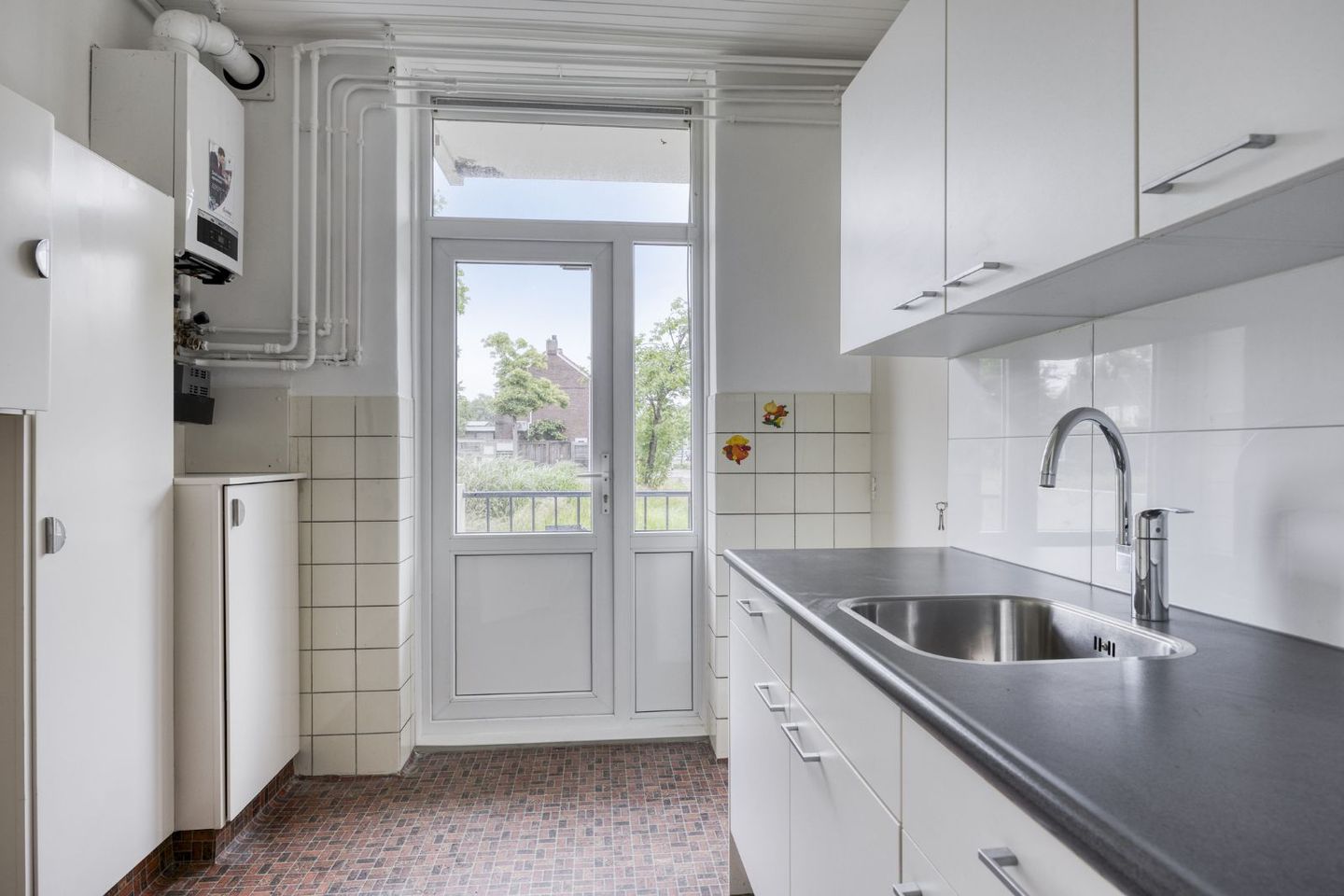 Photo 10 of Einsteinstraat 101