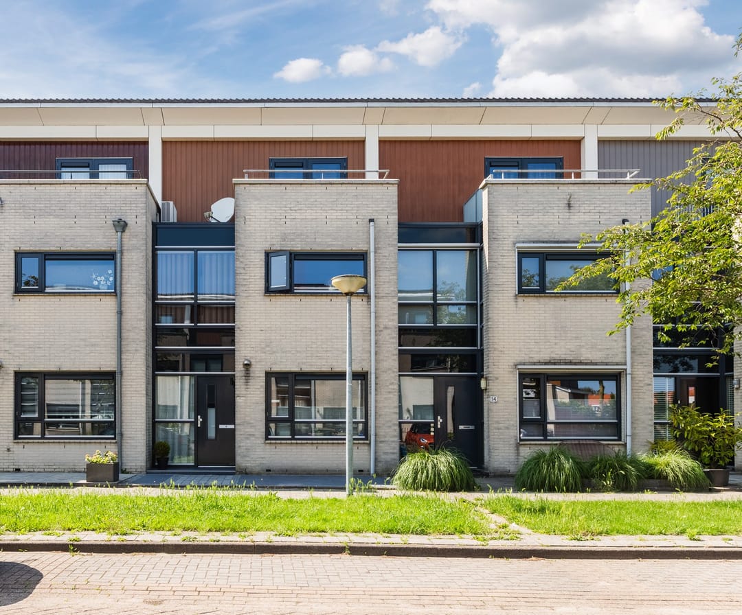 Foto 1 van Avondrood 16