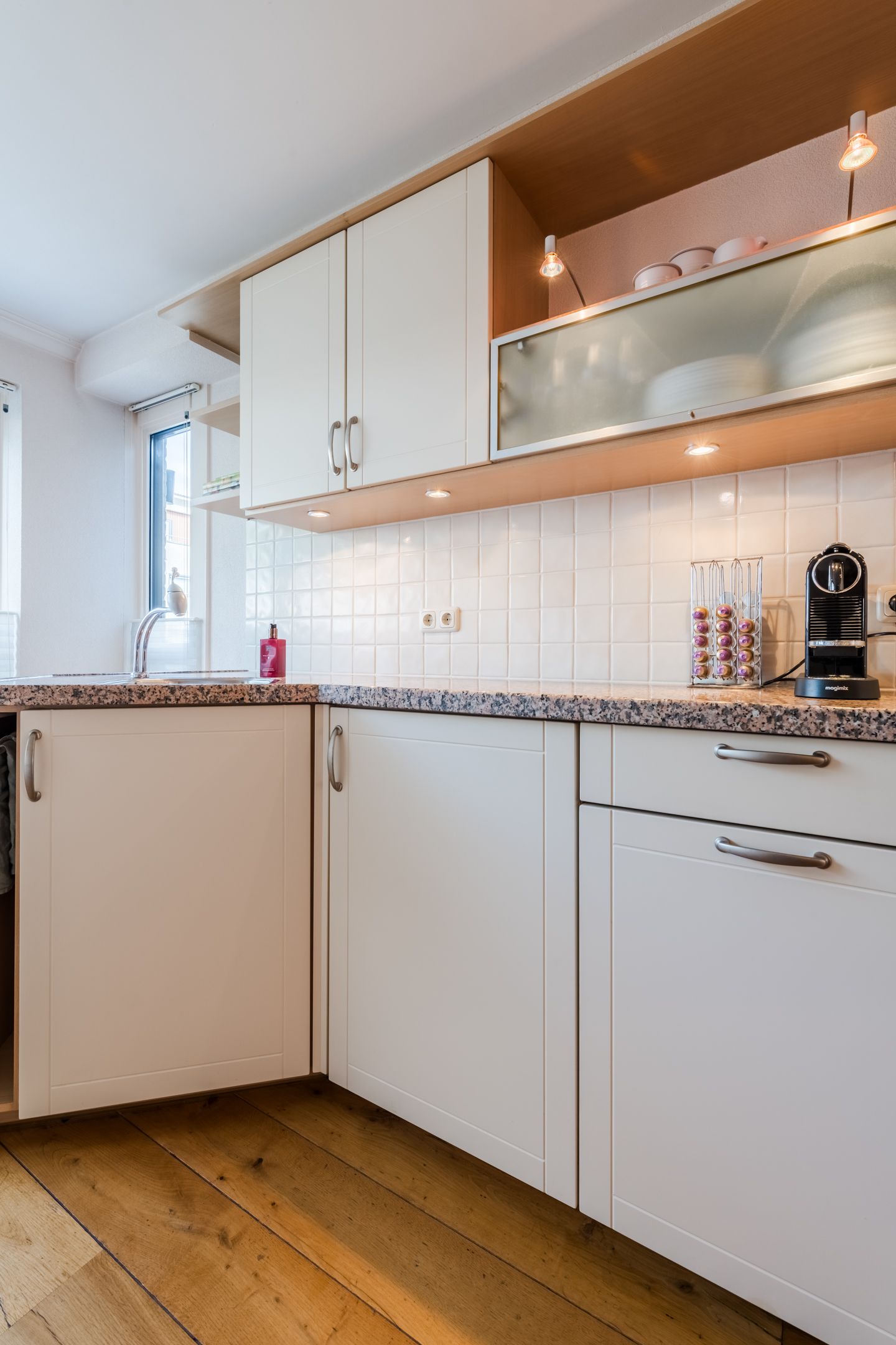 Foto 15 van Avondrood 16