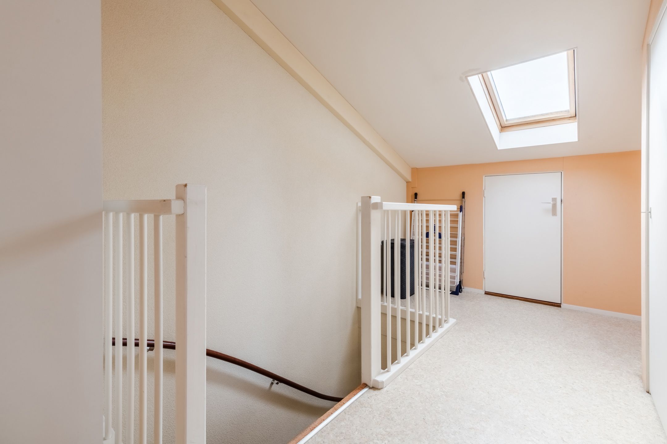 Foto 30 van Avondrood 16