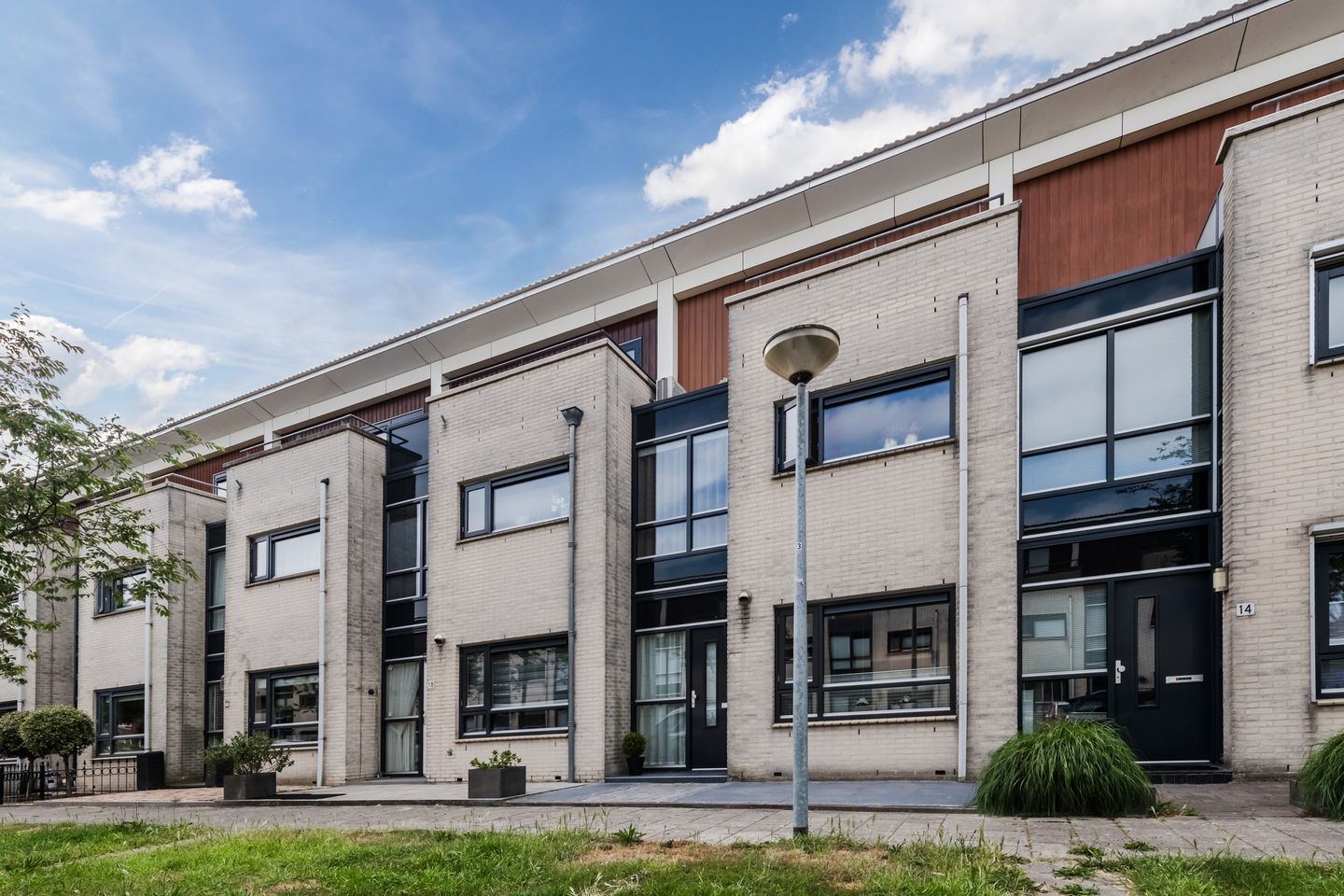 Foto 40 van Avondrood 16