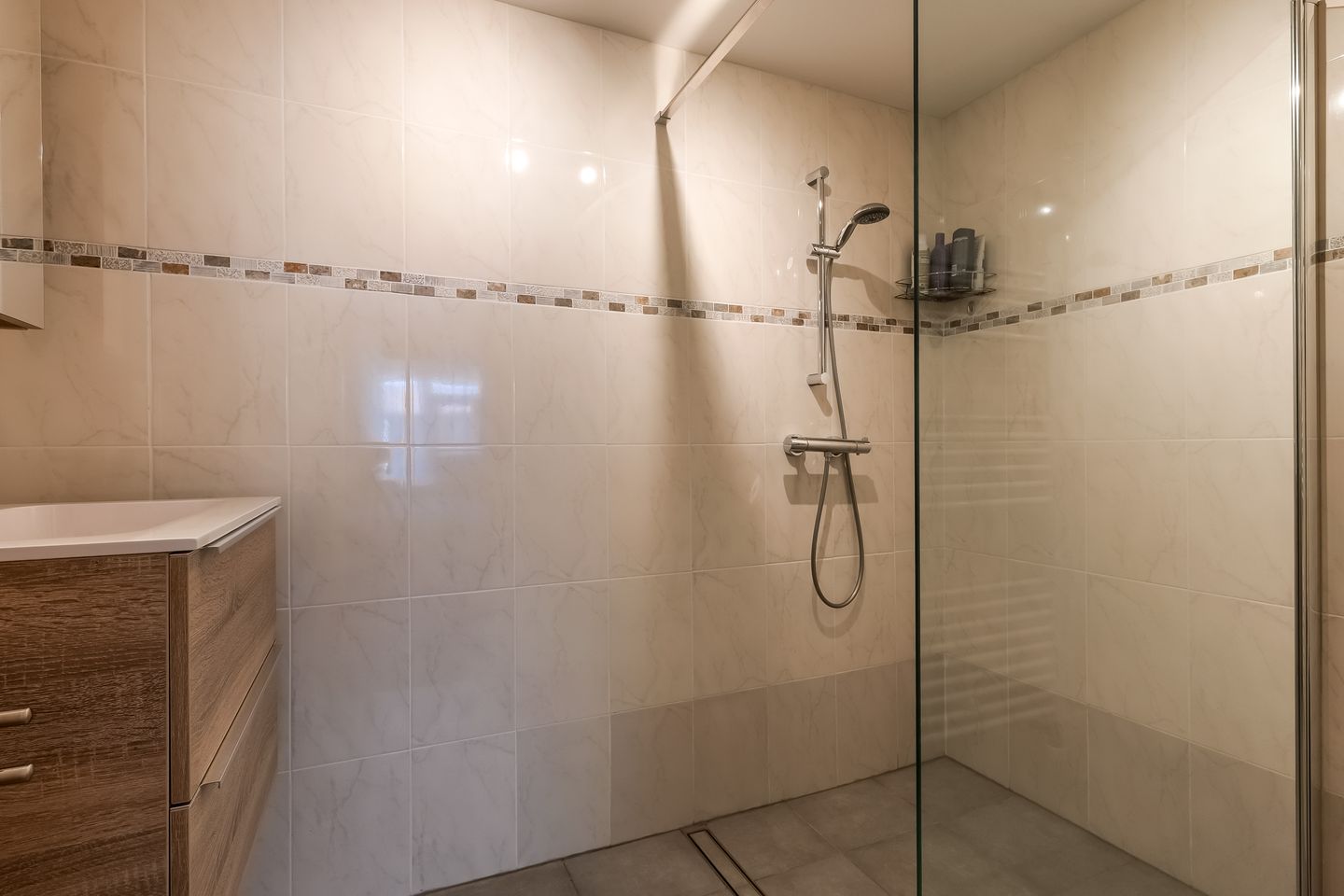 Foto 25 van Klagerstuin 36