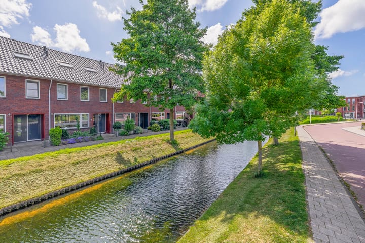 Photo 5 of Ambachtssingel 90