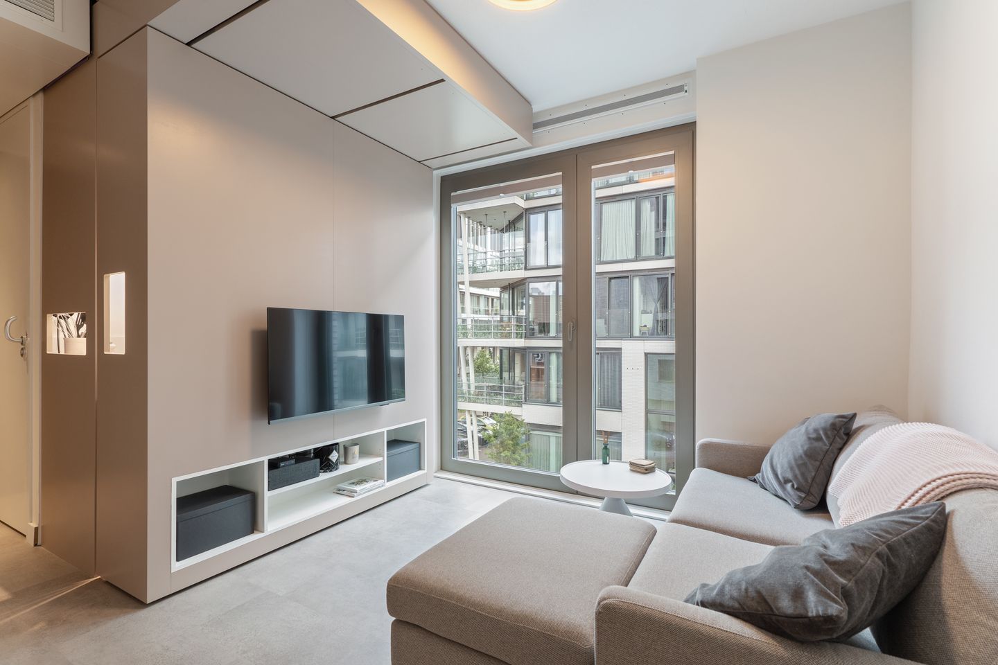 Photo 10 of Cruquiusweg 79-B6