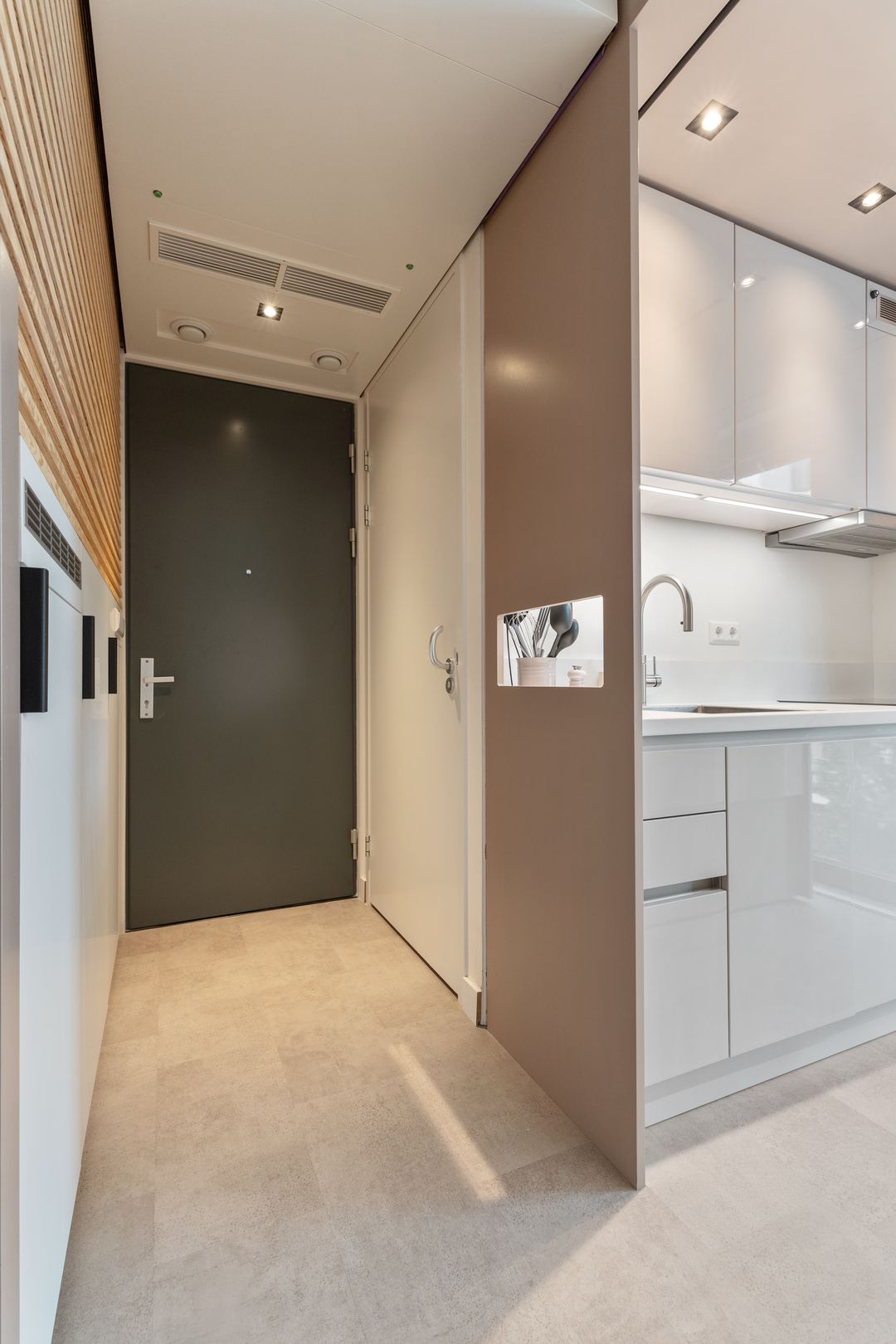 Photo 11 of Cruquiusweg 79-B6