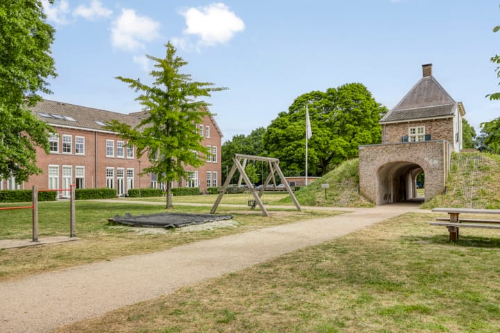 Photo 49 of Willem de Zwijgerlaan 24