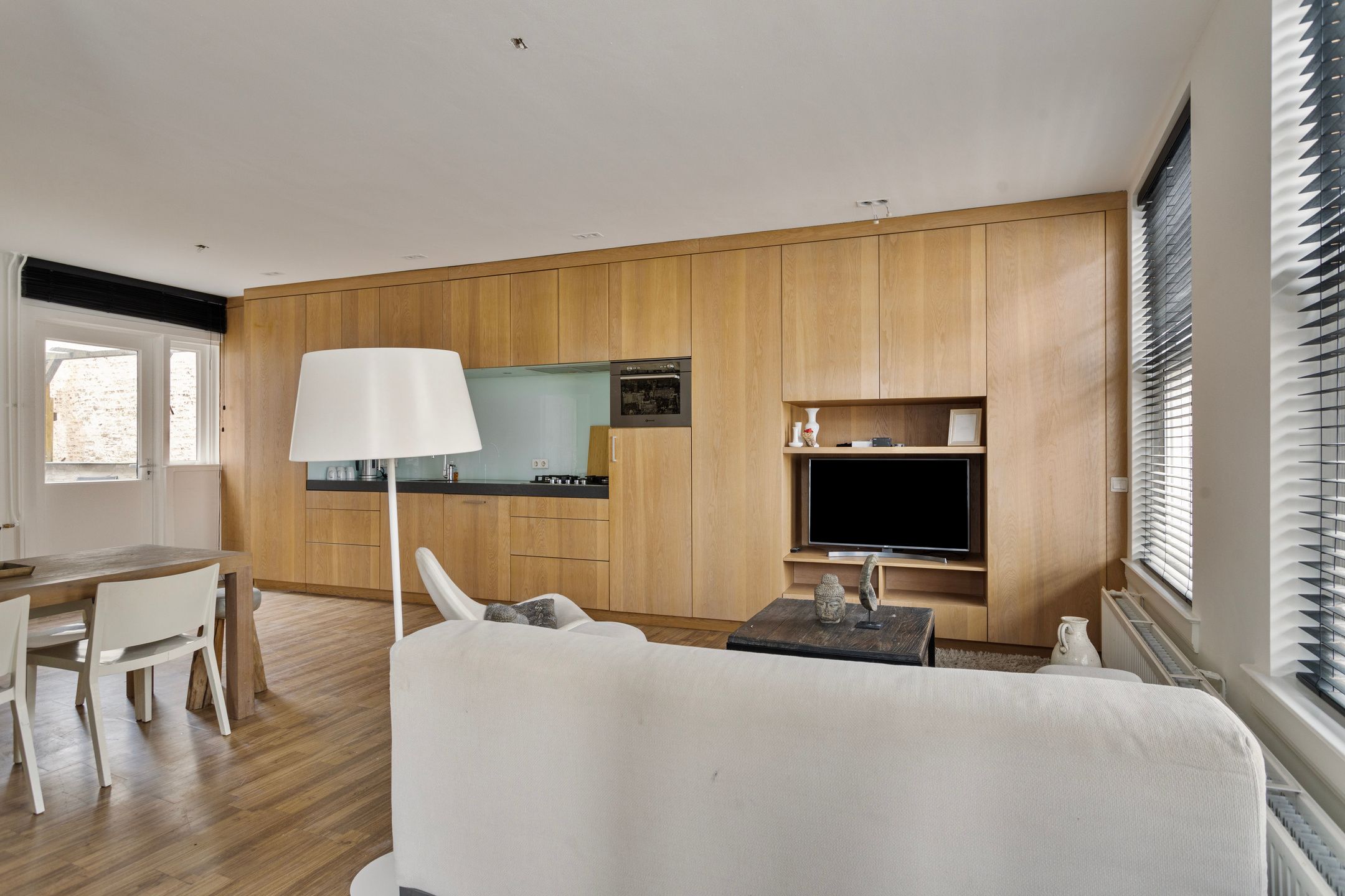 Foto 6 van Berewoutstraat 1