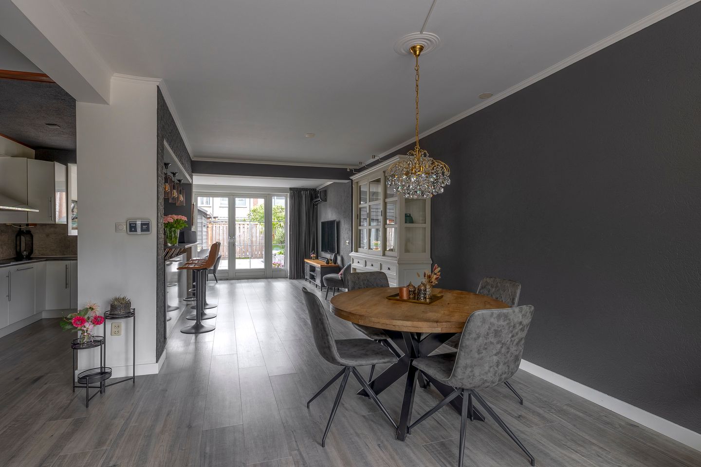 Photo 10 of Reinier de Graafstraat 5