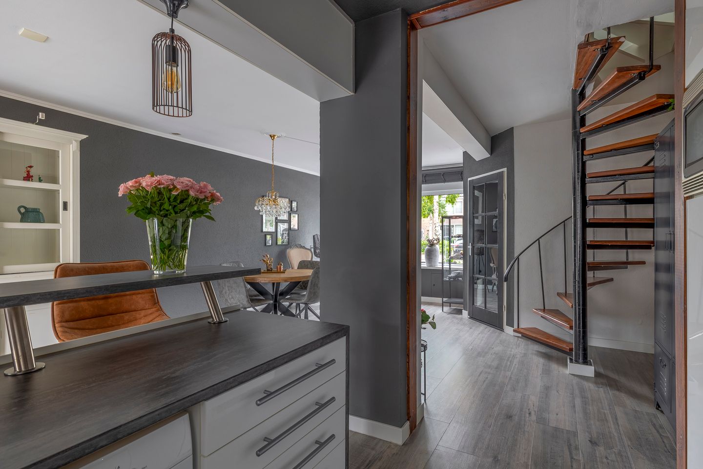 Photo 14 of Reinier de Graafstraat 5