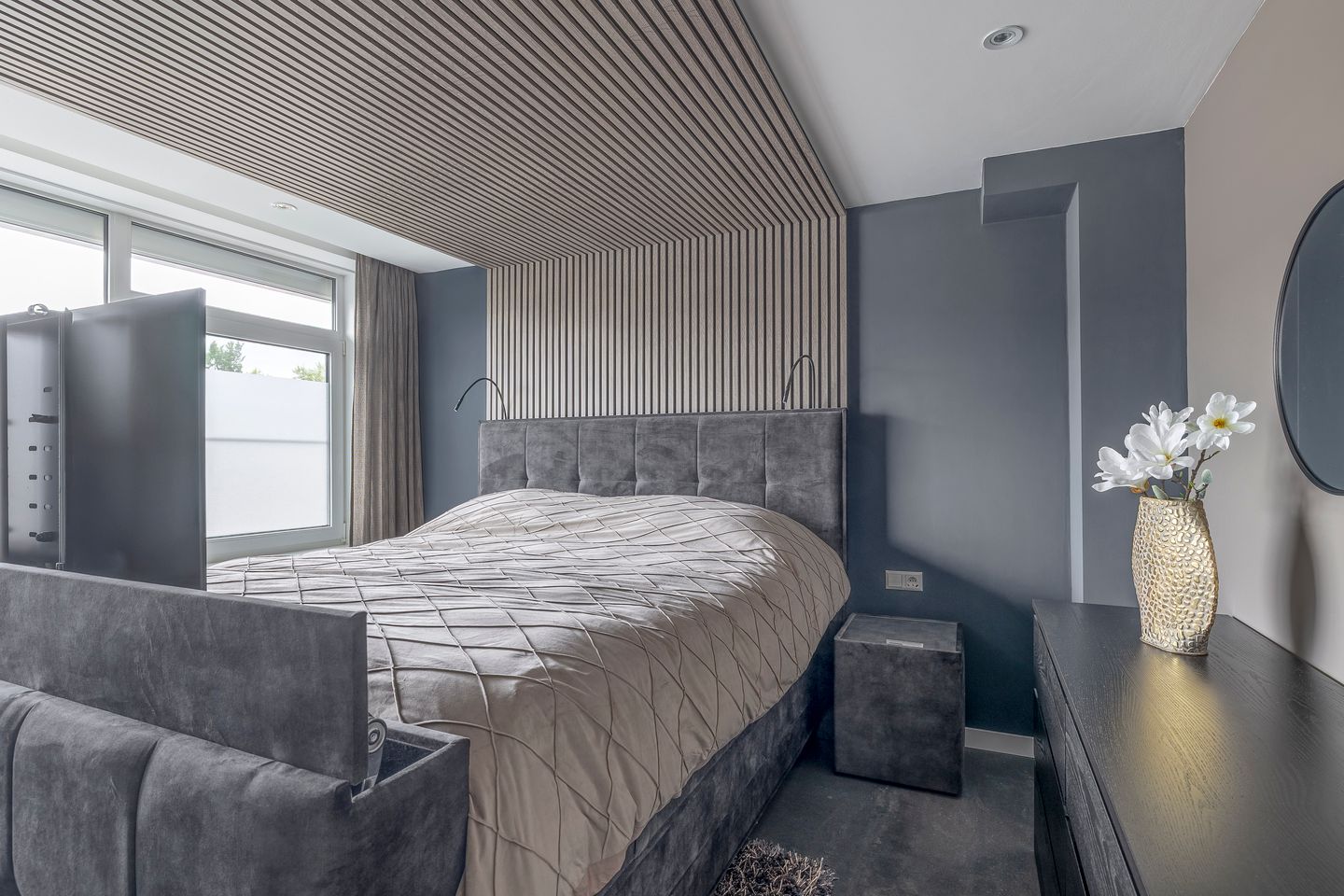 Photo 25 of Reinier de Graafstraat 5