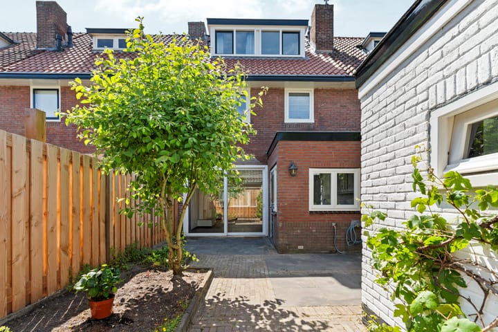 Photo 2 of Rigelstraat 12