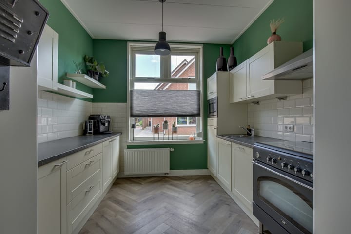 Photo 2 of Schoolstraat 12