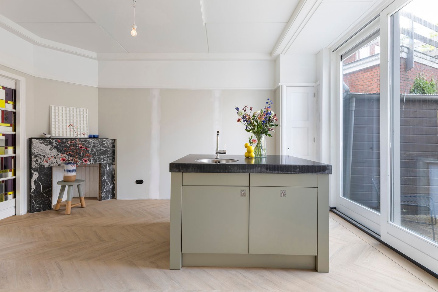 Foto 19 van Leeuwerikstraat 34