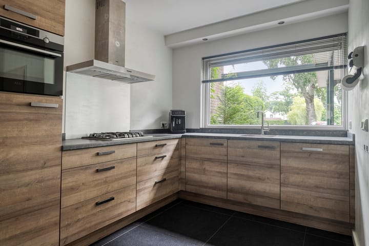 Photo 15 of Vijverlaan 39