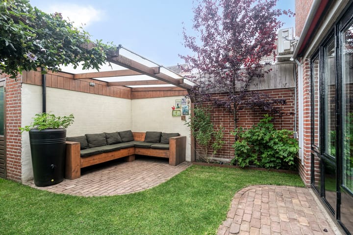 Photo 31 of Vijverlaan 39