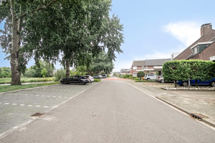 Photo 38 of Vijverlaan 39