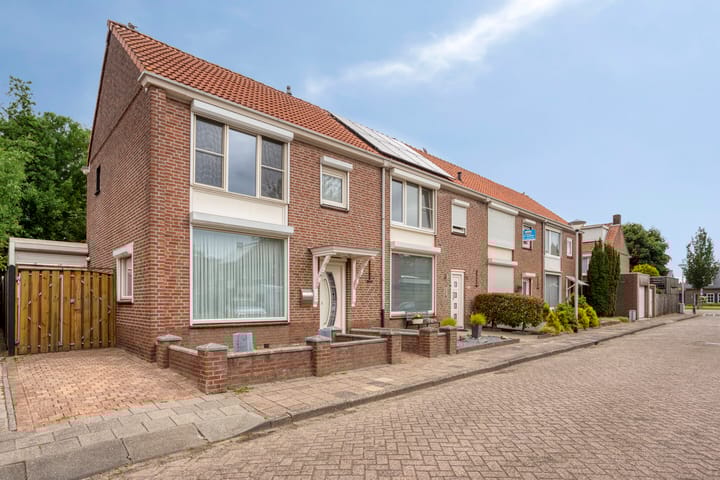 Lindehoutstraat 17