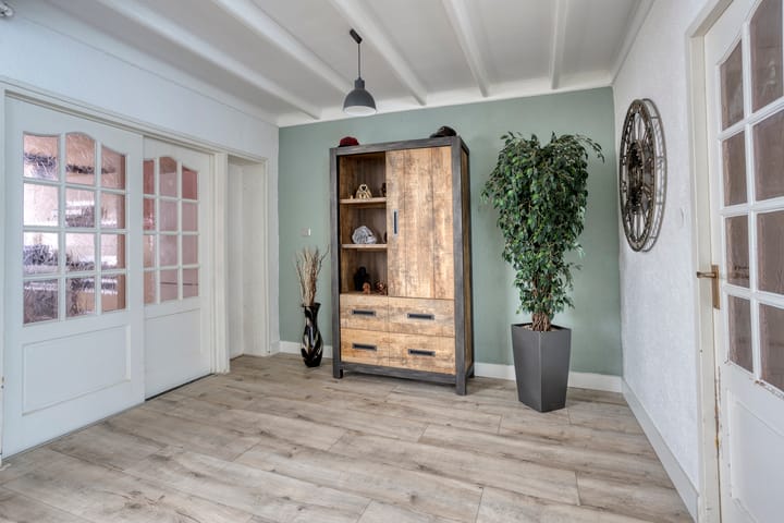 Photo 9 of Lindehoutstraat 17