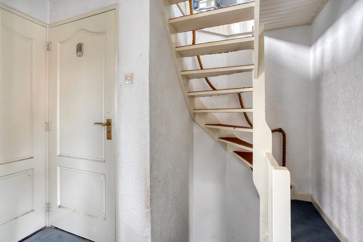 Photo 19 of Lindehoutstraat 17