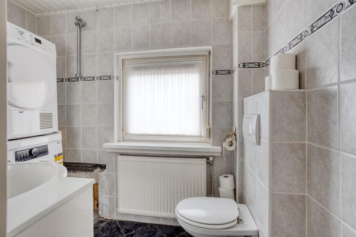 Photo 22 of Lindehoutstraat 17