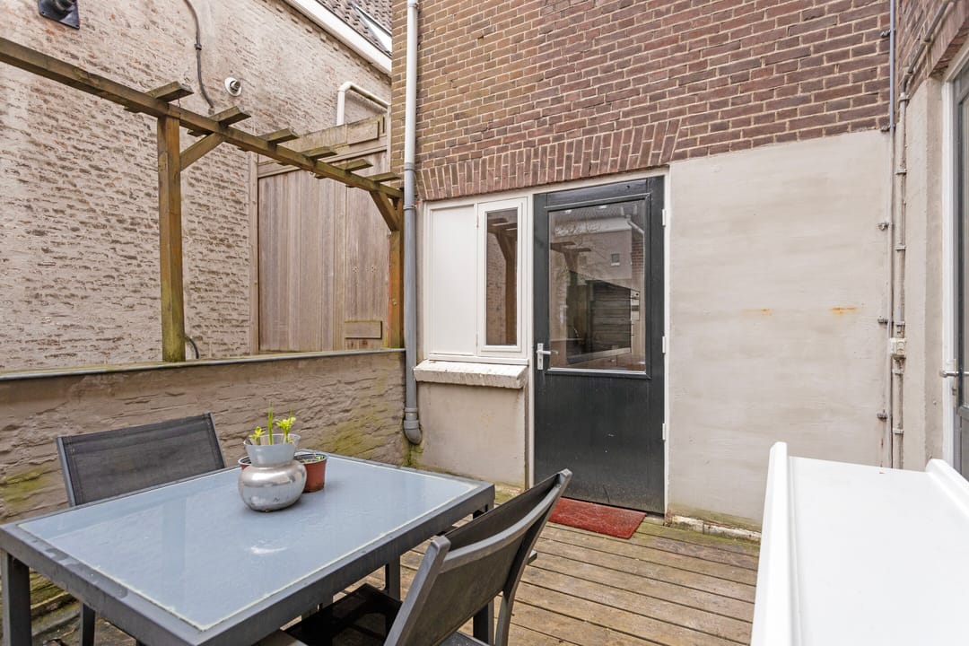 Photo 13 of Berewoutstraat 1-A