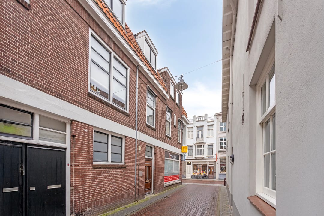 Photo 16 of Berewoutstraat 1-A