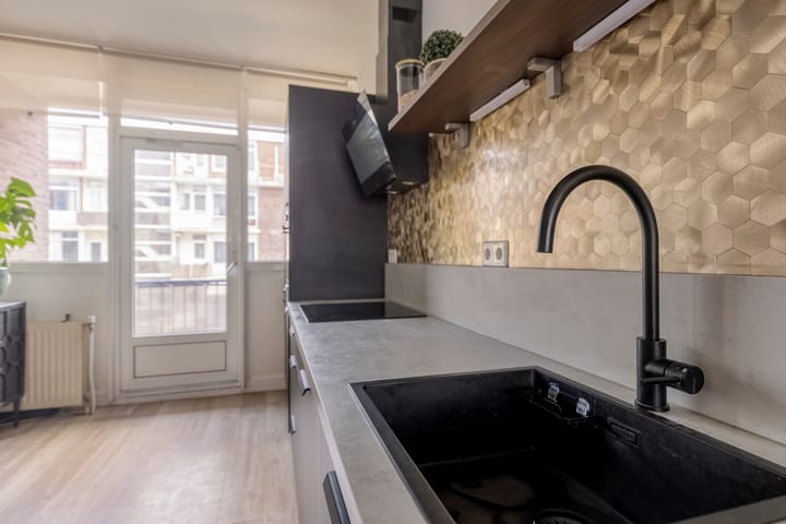 Foto 15 van Fluitstraat 24-B