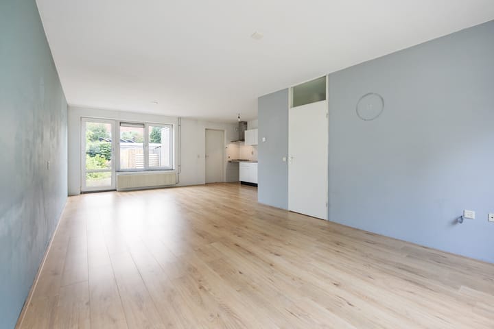 Foto 8 van Atalanta 27