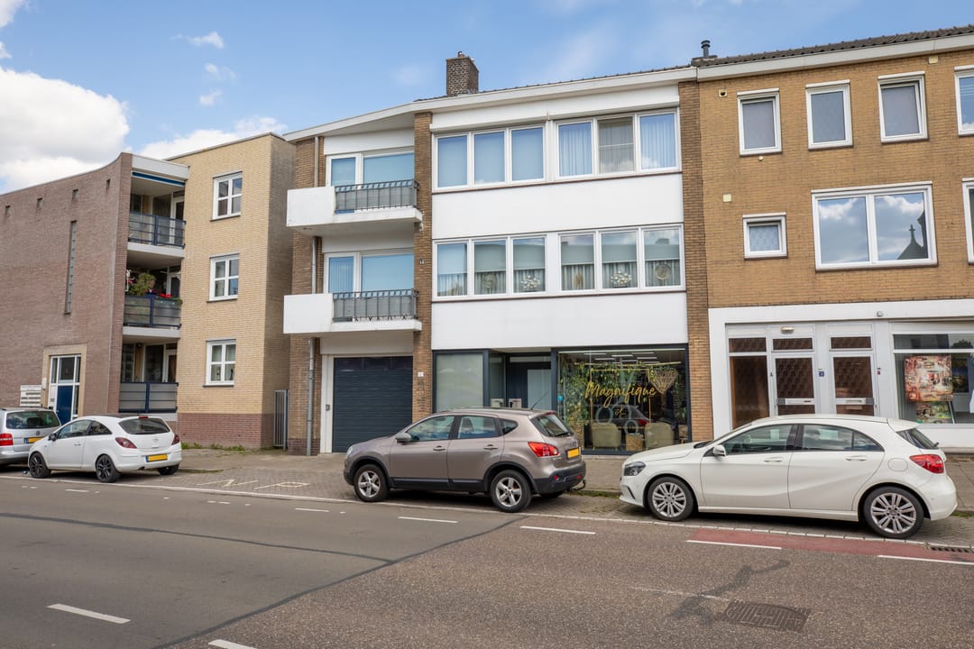 Photo 1 of Lindenlaan 14