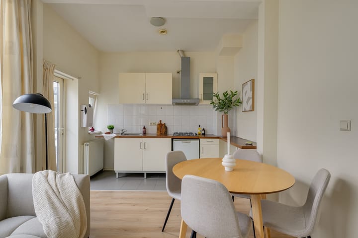 Foto 6 van Prins Hendrikstraat 34-A