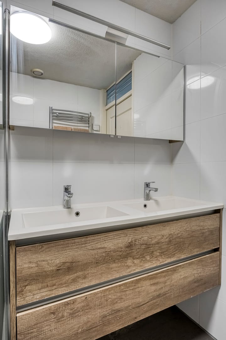 Photo 18 of Jufferstraat 212