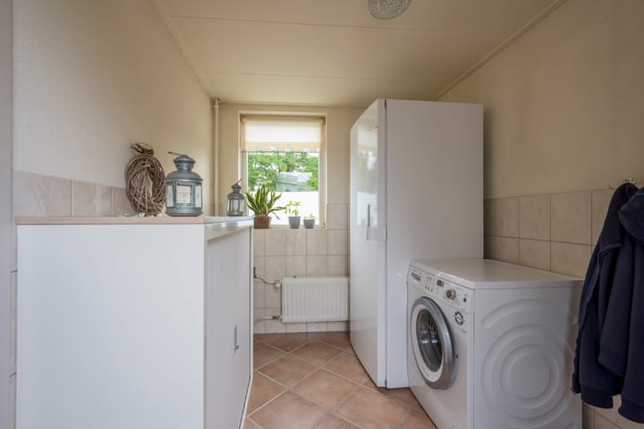 Foto 15 van Korfmakerslaan 1