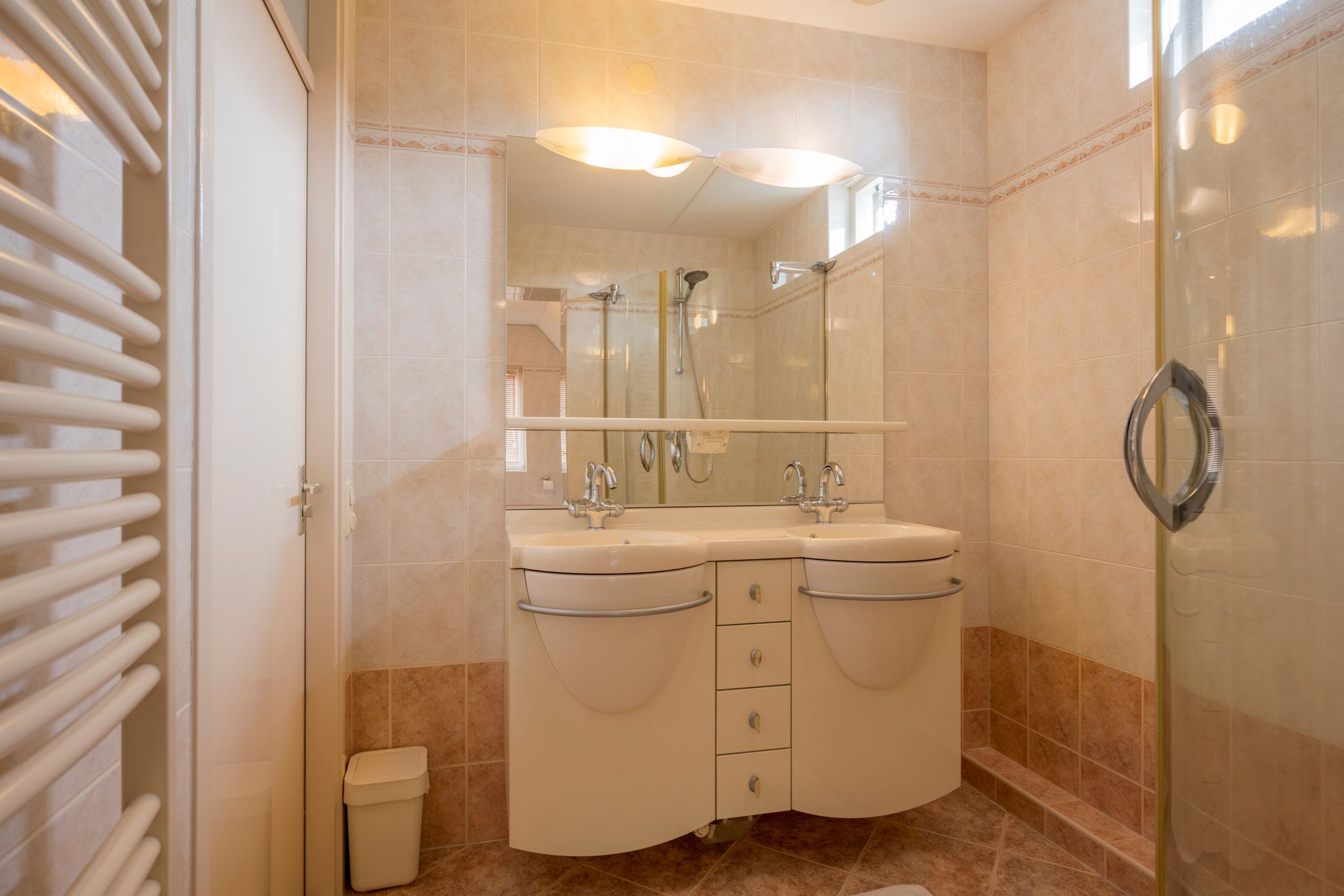 Foto 30 van Korfmakerslaan 1