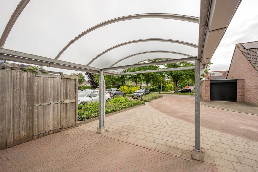 Foto 37 van Korfmakerslaan 1